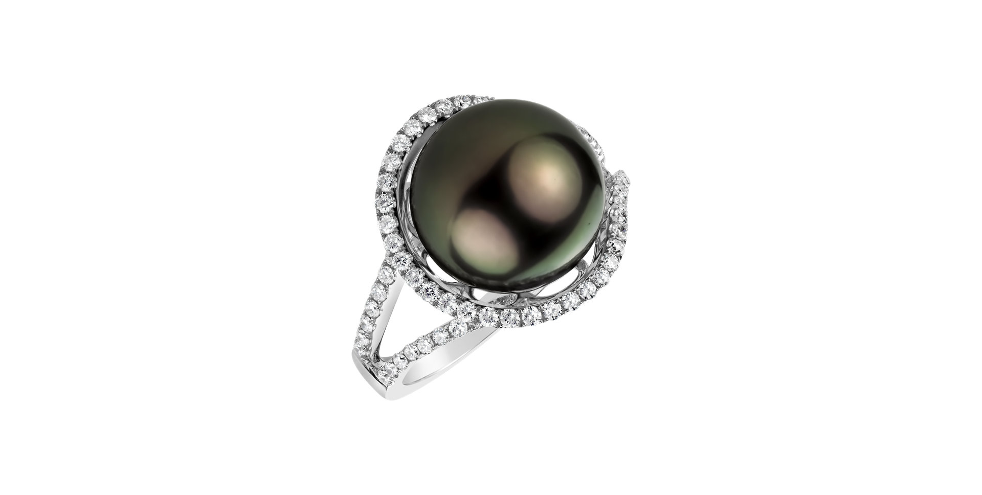 Diamond ring with Pearl Osborne