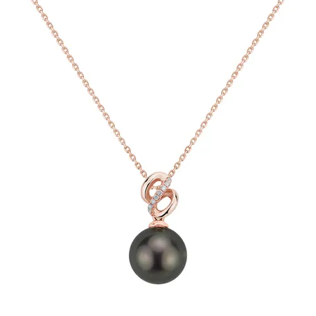 Diamond pendant with Pearl Coranos