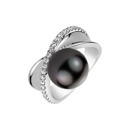 Diamond ring with Pearl Amrit
