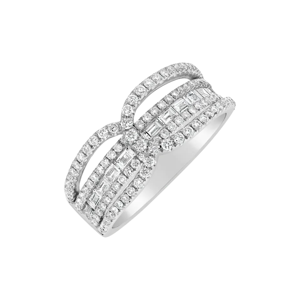 Diamond ring Steven