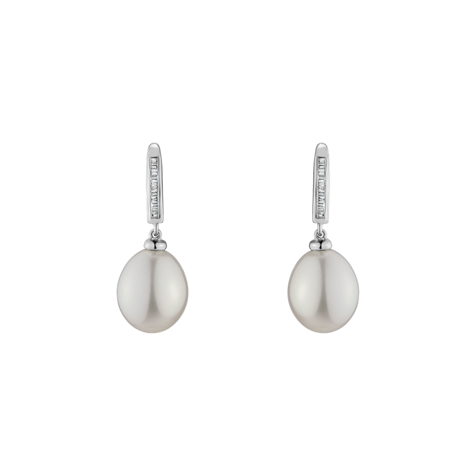 Diamond earrings with Pearl Tehea