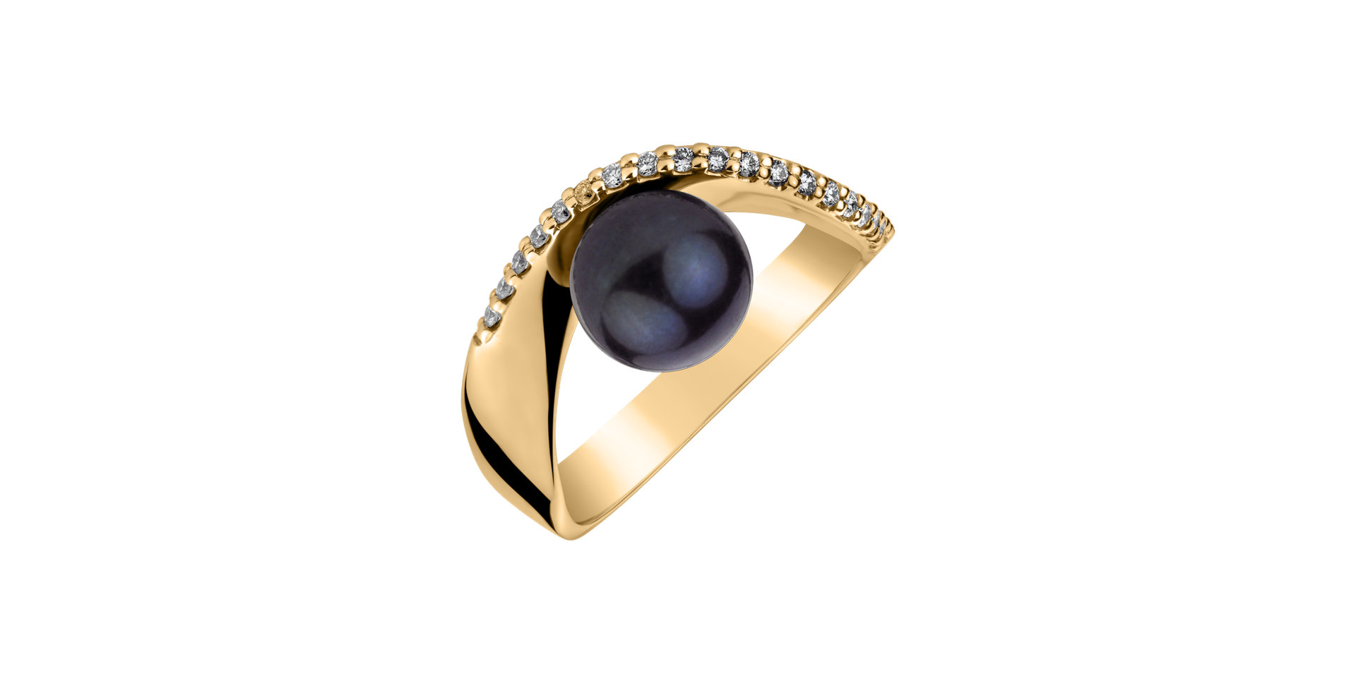 Diamond ring with Pearl Queen of Pearl