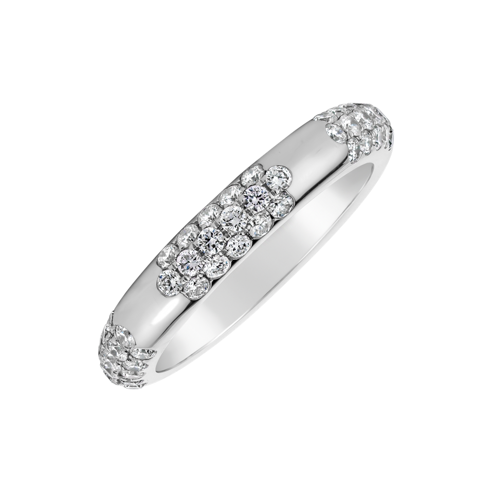 Diamond ring Composition of Elegance