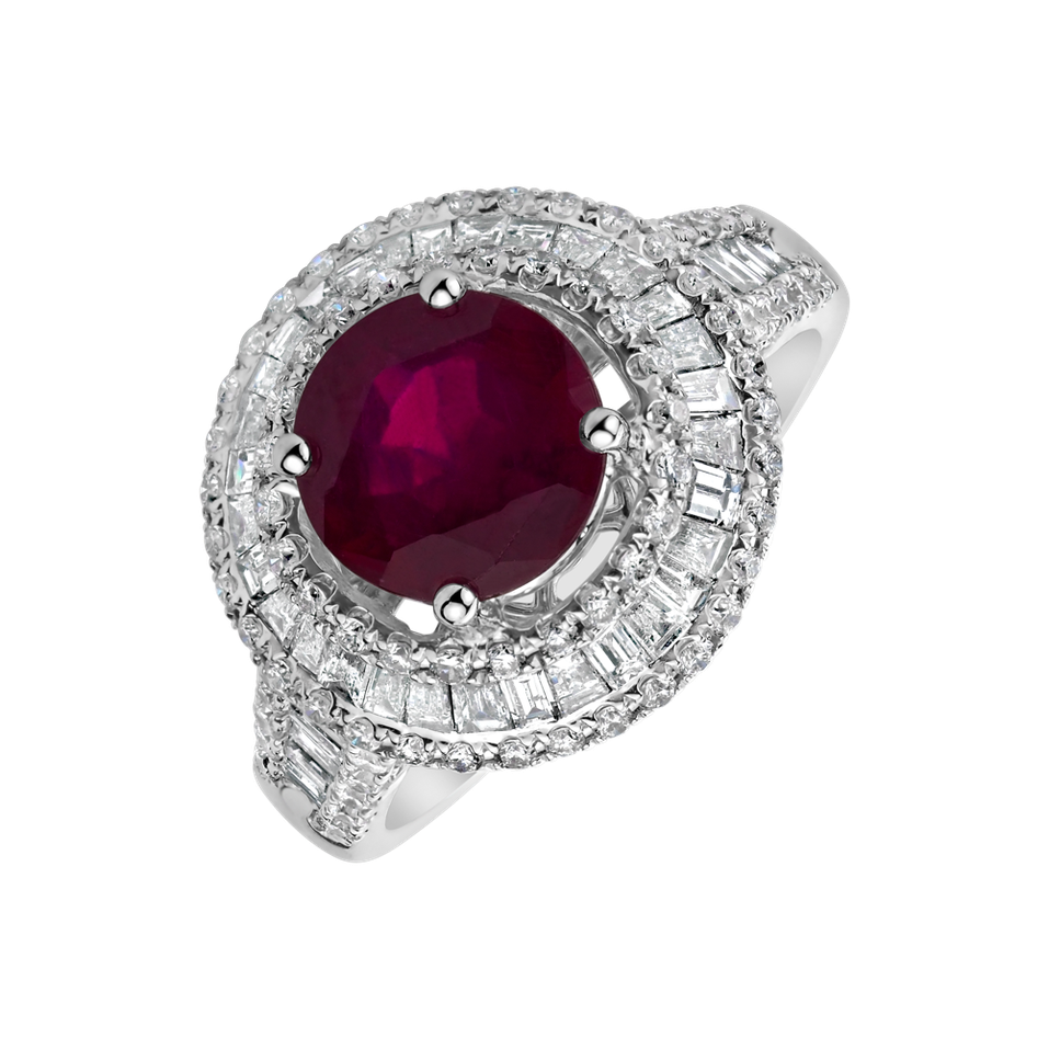 Diamond ring with Ruby Magesty Miracle