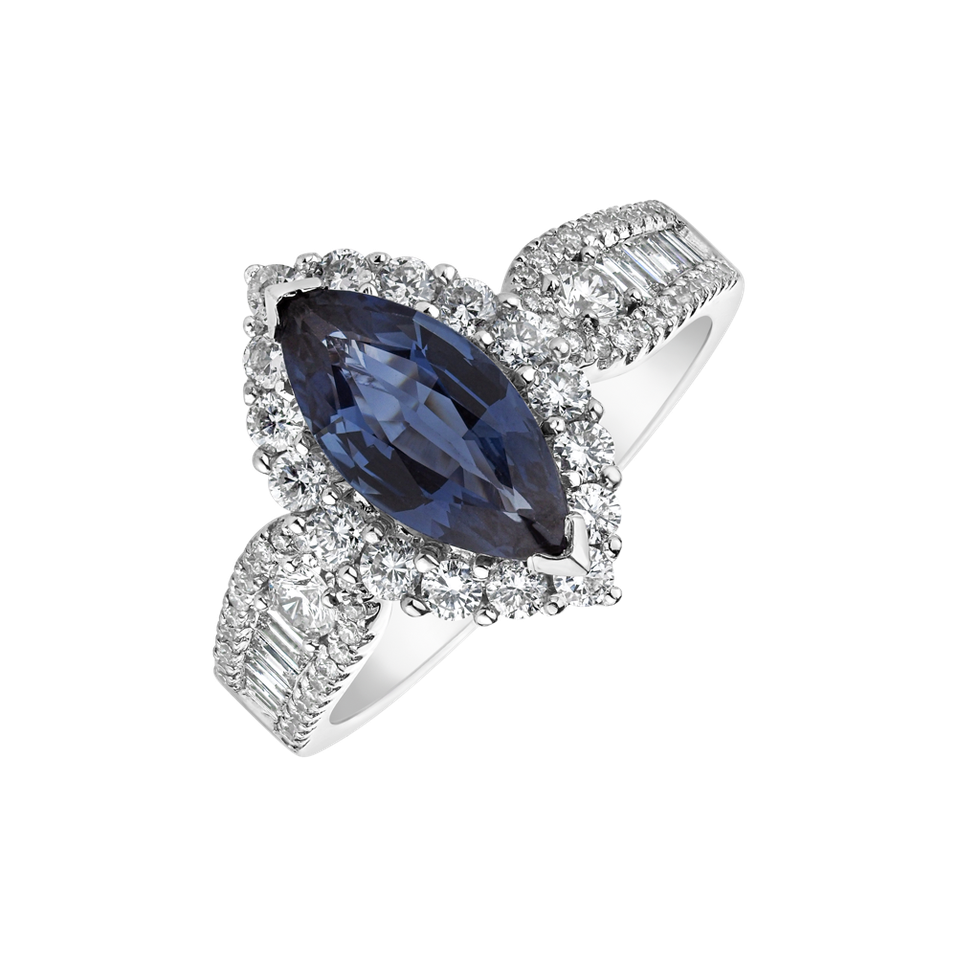 Diamond ring with Sapphire Moonlight sky