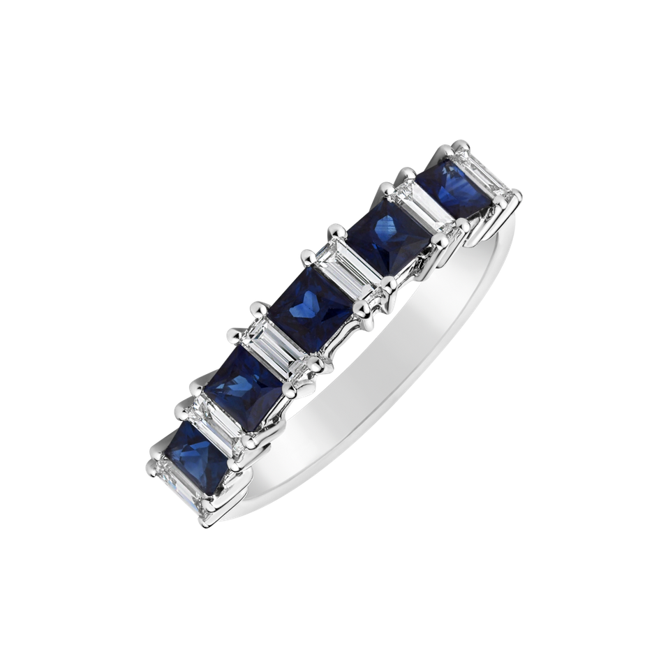 Diamond ring with Sapphire Sapphire Mosaic