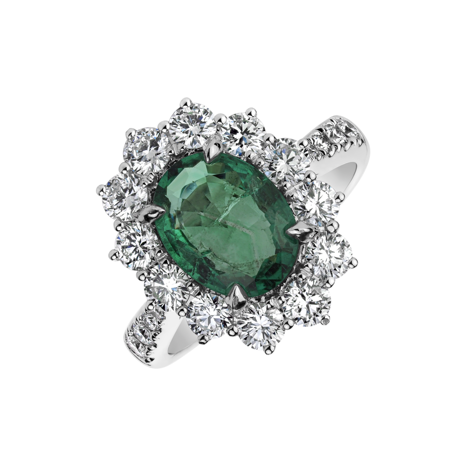 Diamond ring with Emerald Emerald Star