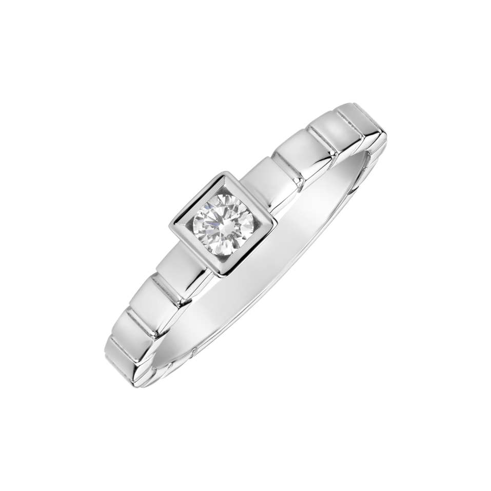 Diamond ring Brilliant Spark