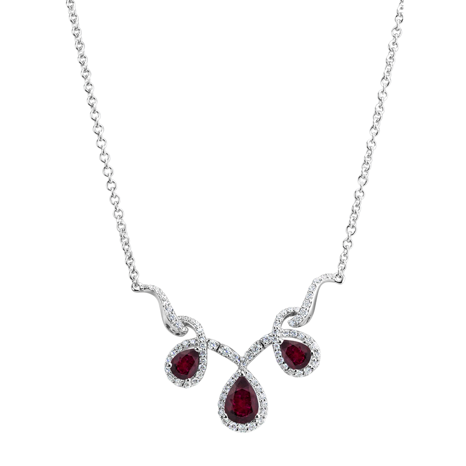 Diamond necklace with Ruby Glamorous