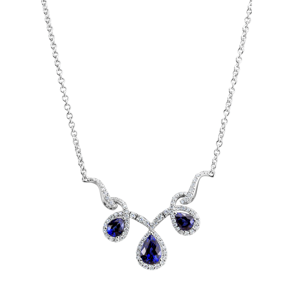 Diamond necklace with Sapphire Glamorous