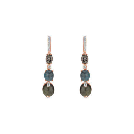 Diamond earrings and Tourmalíne Caesarean Courier