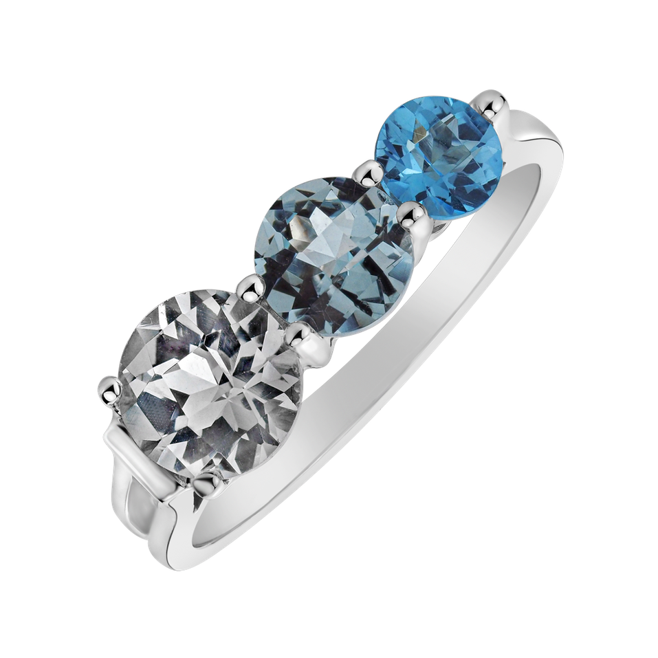 Ring with Topazes Tripple Bonbons