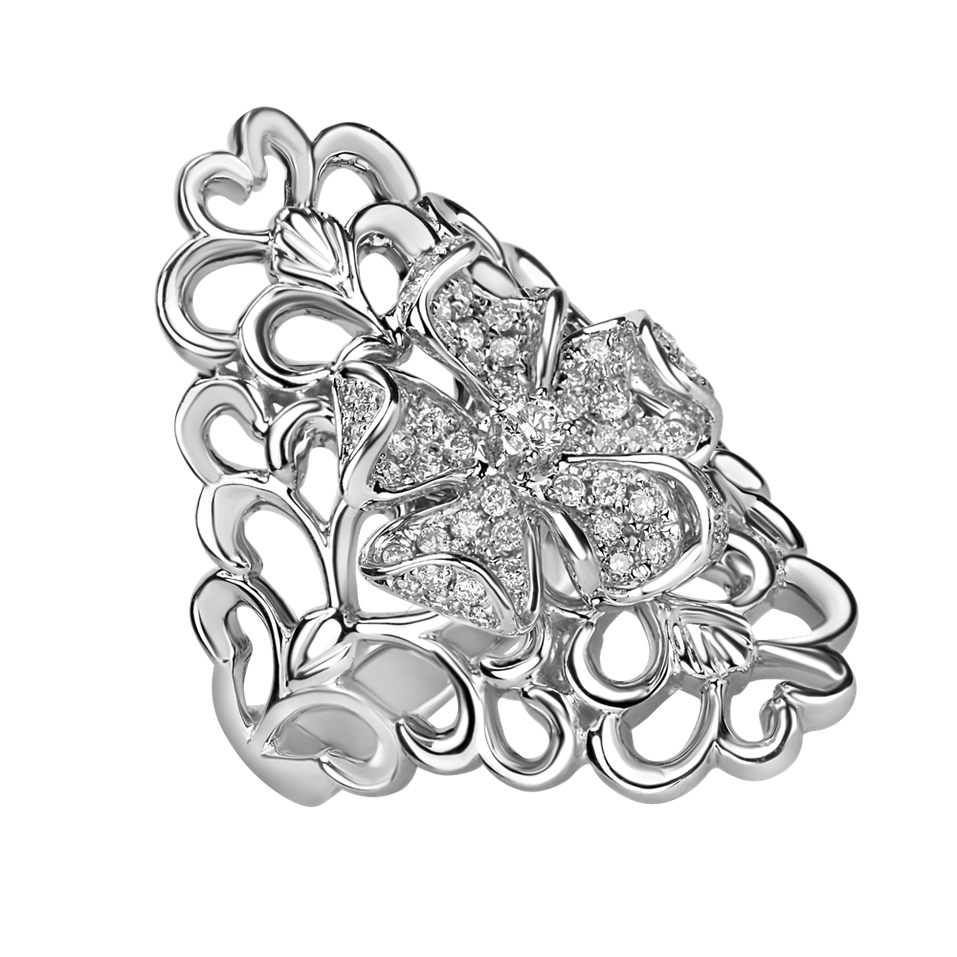 Diamond ring Luxury Garden