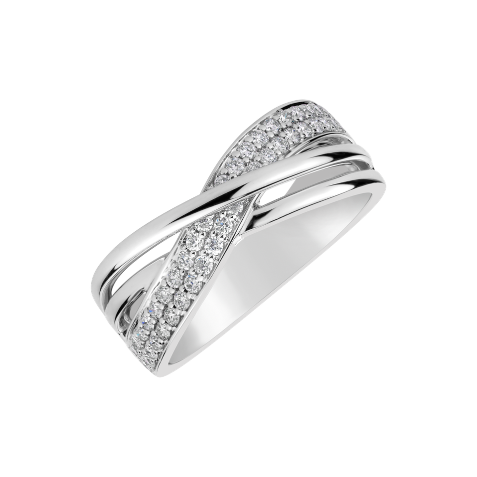 Diamond ring First Memory