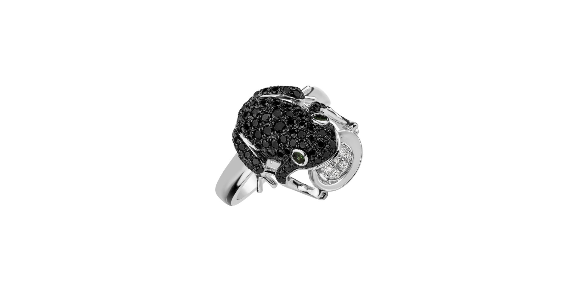 Ring with black and white diamonds and Garnet Dark Prince