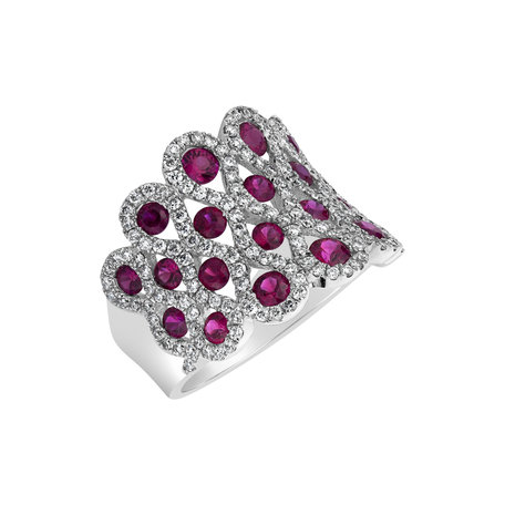 Diamond ring with Ruby Cosette