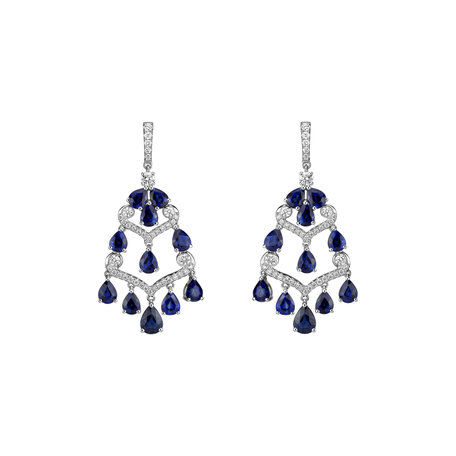 Diamond earrings and Sapphire Kehlani