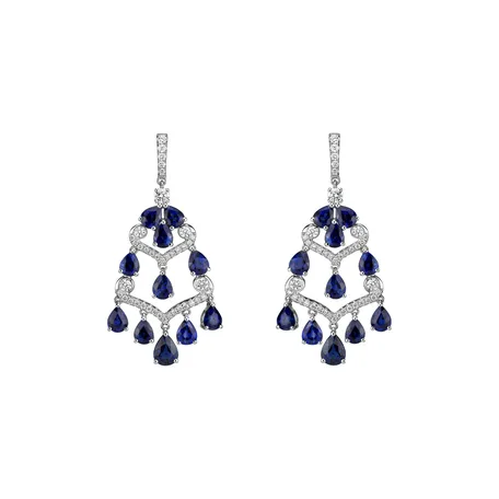 Diamond earrings and Sapphire Kehlani