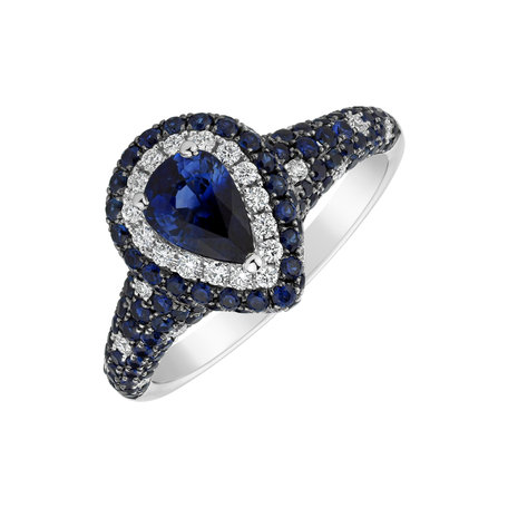 Diamond ring with Sapphire Black Raven