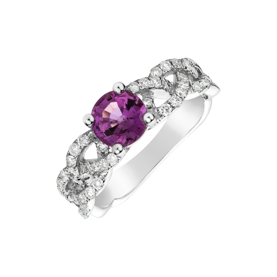 Diamond ring with Sapphire Aelyra
