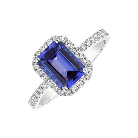 Diamond ring with Tanzanite Diaona