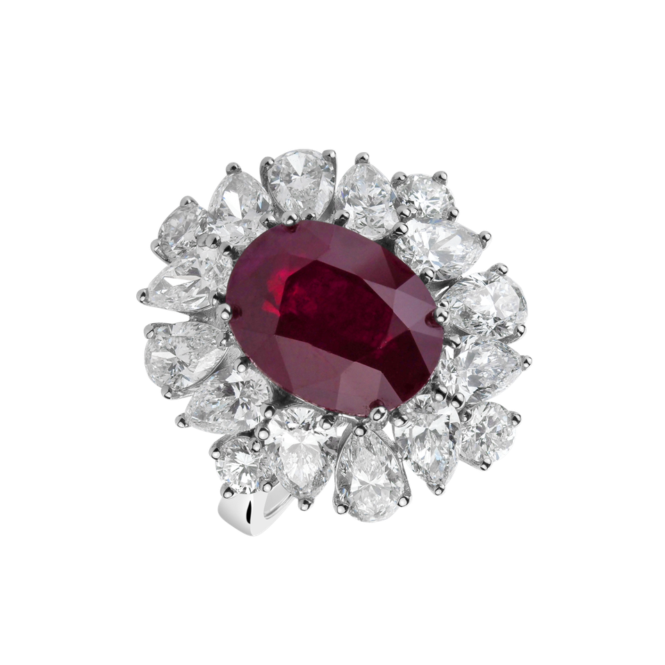 Diamond ring with Ruby Ruby Queen