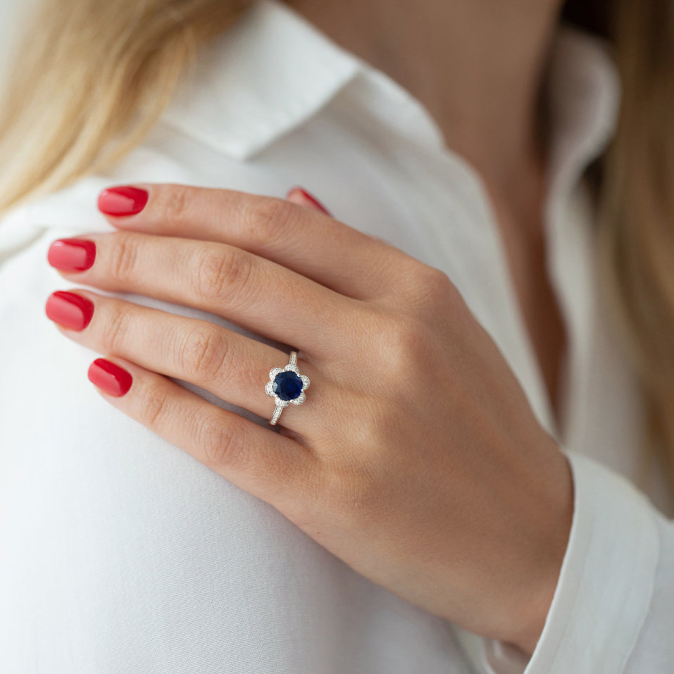 Diamond ring with Sapphire Capital Blue