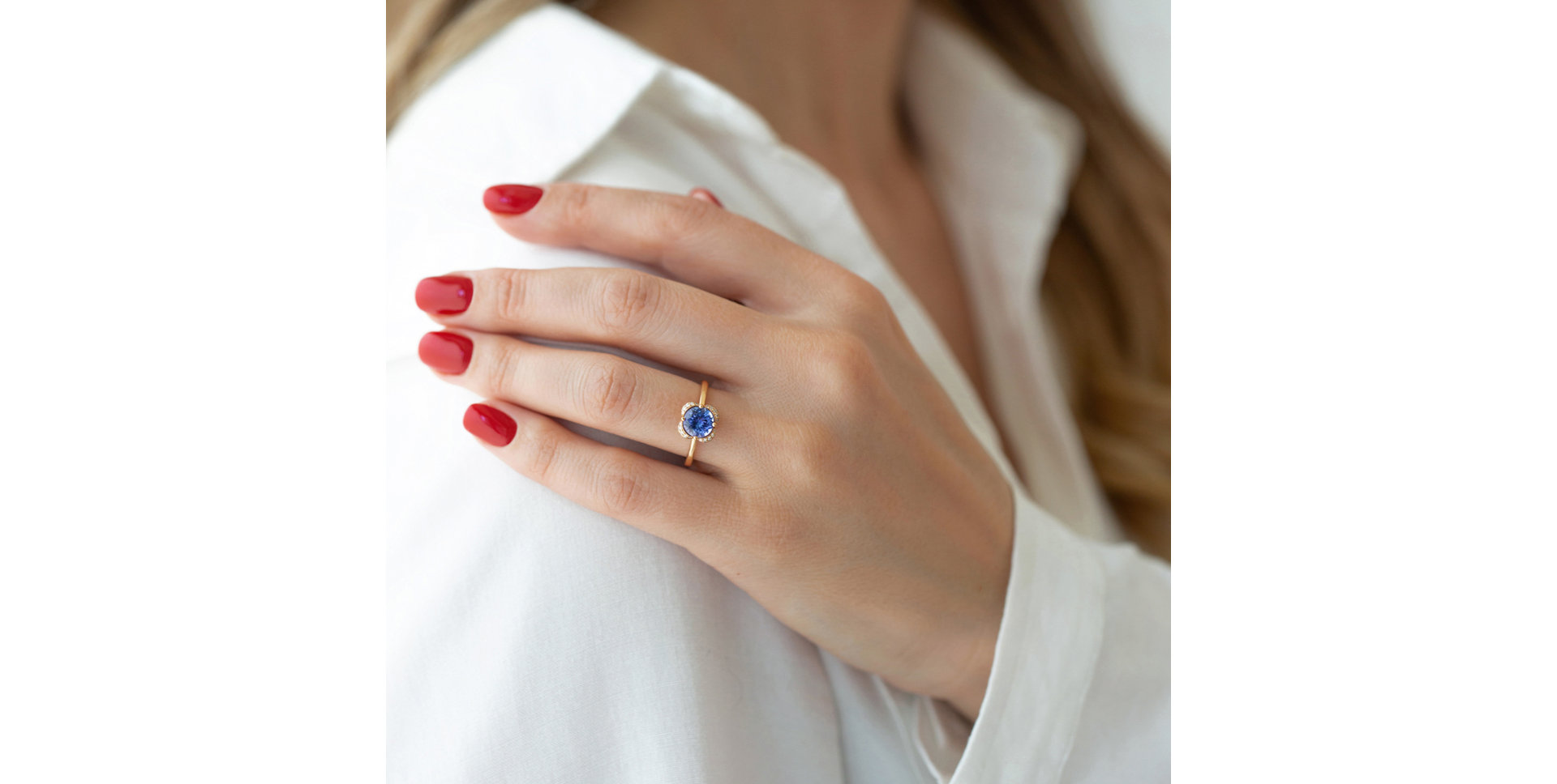 Diamond ring with Tanzanite Tender Blessing