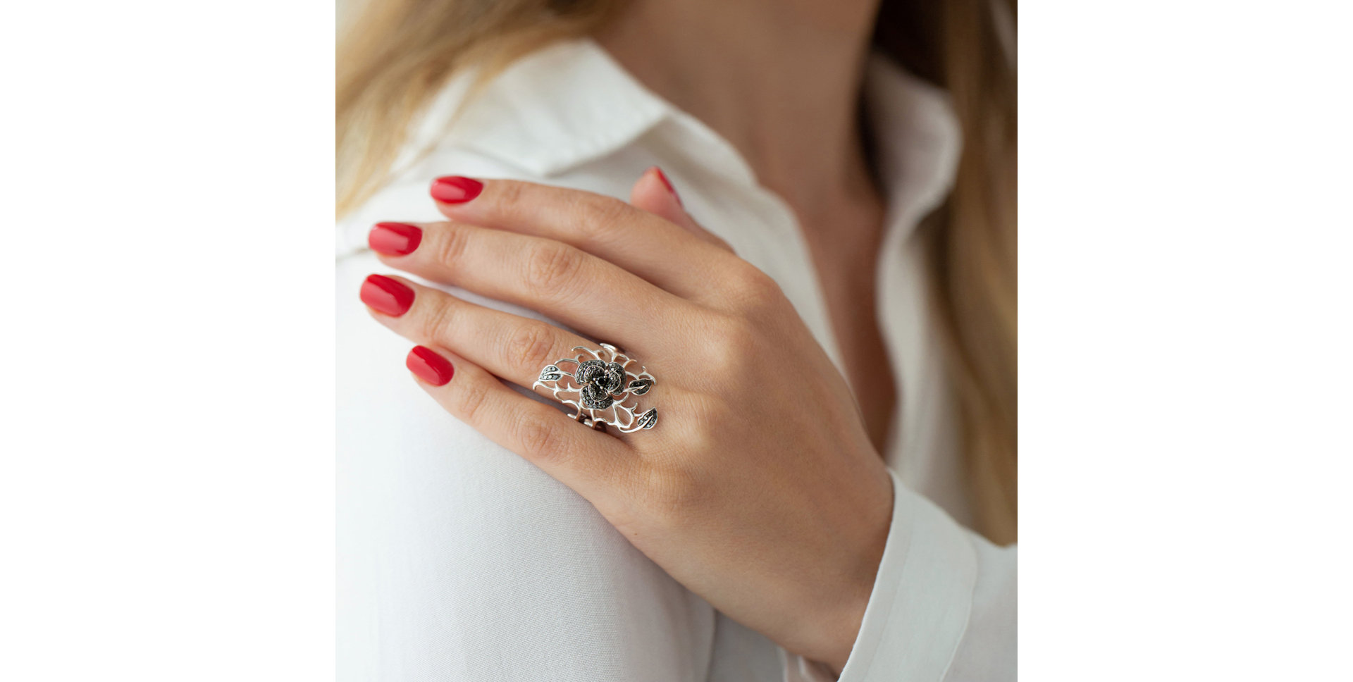 Ring with black diamonds Garden Galaxy