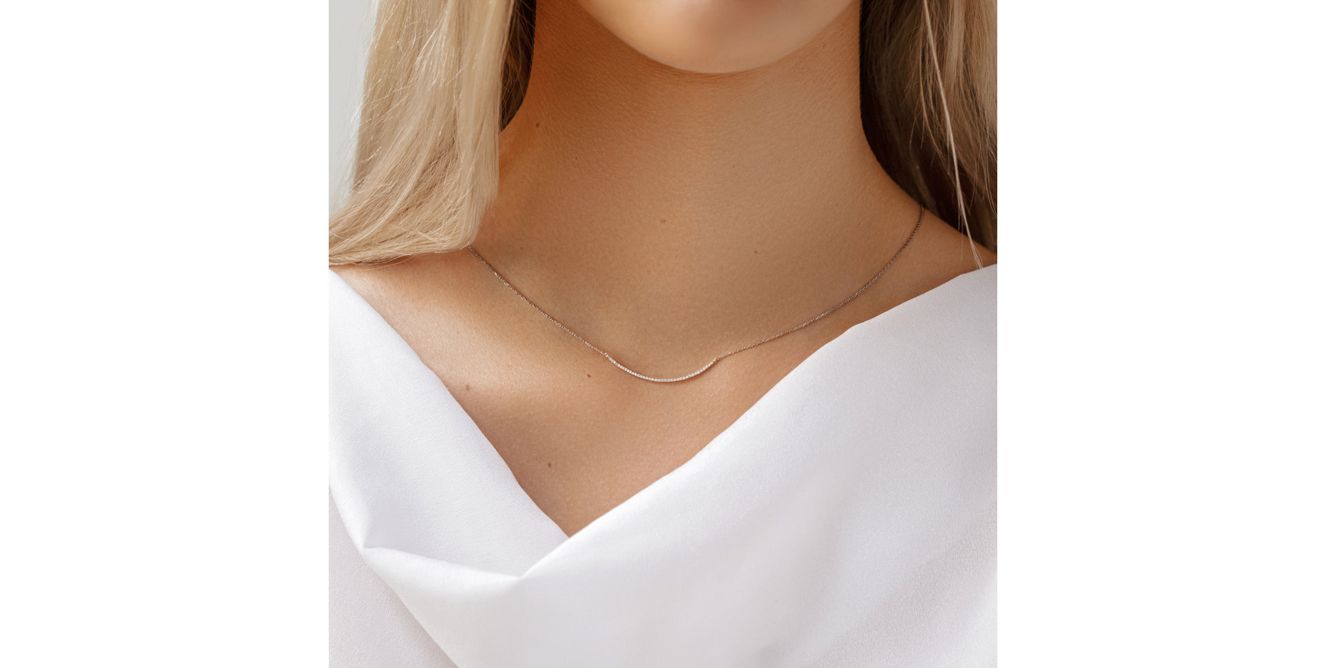 Diamond necklace Shimmer Line