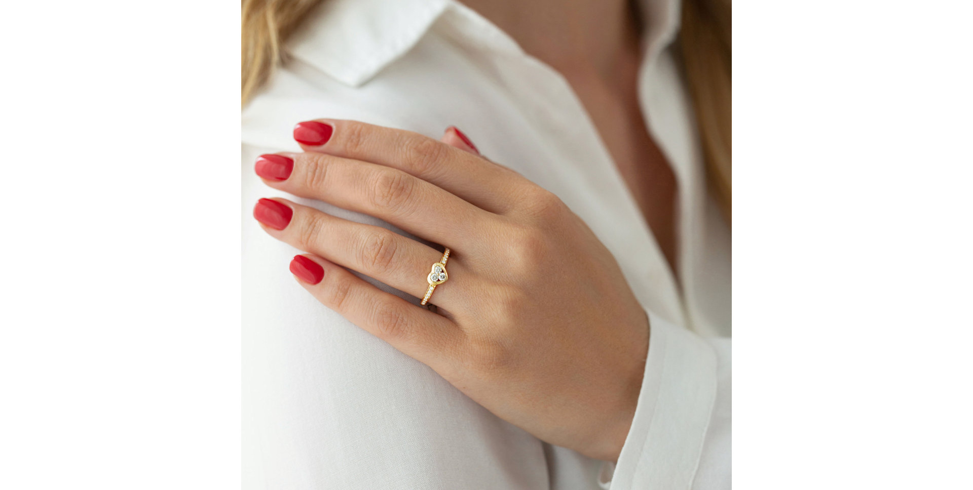 Diamond ring Muse Caitlin