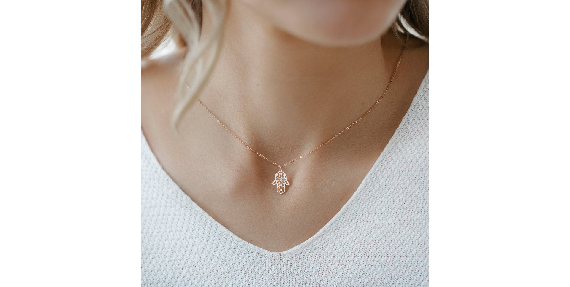 Diamond necklace Fatima Flower