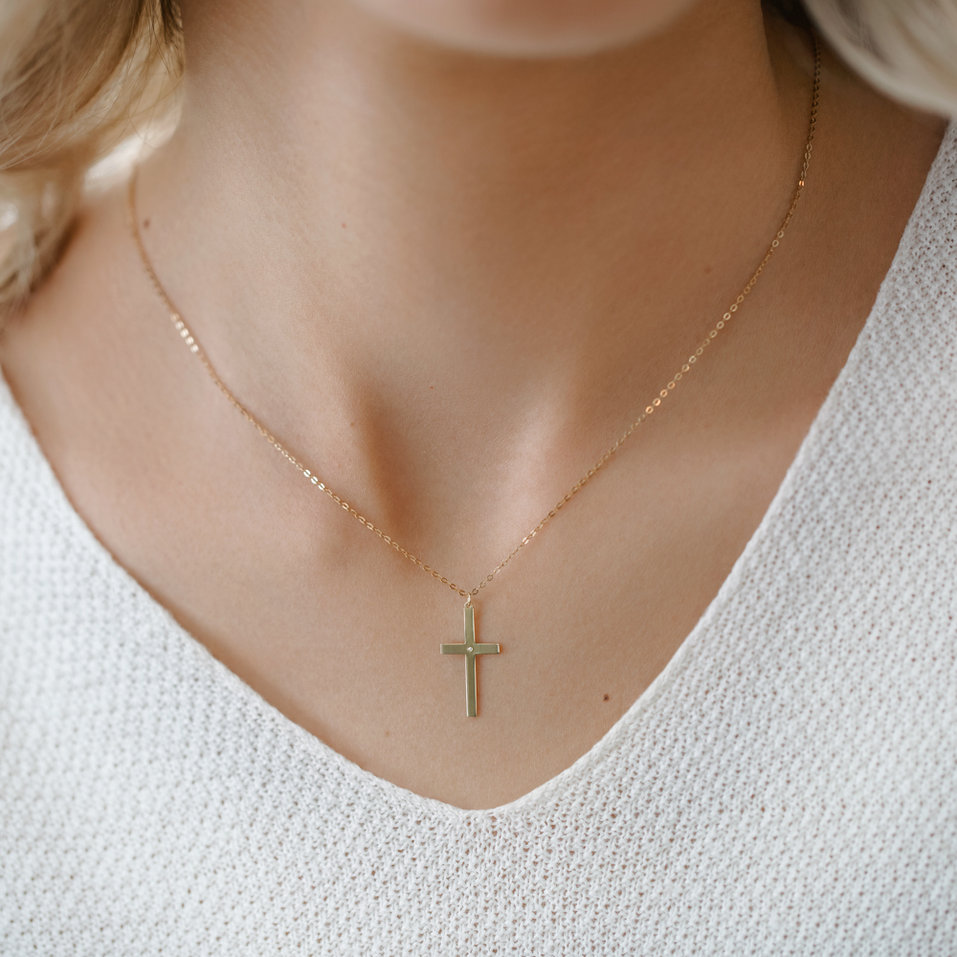 Diamond necklace Cross