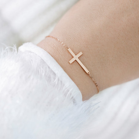 Diamond bracelet Cross