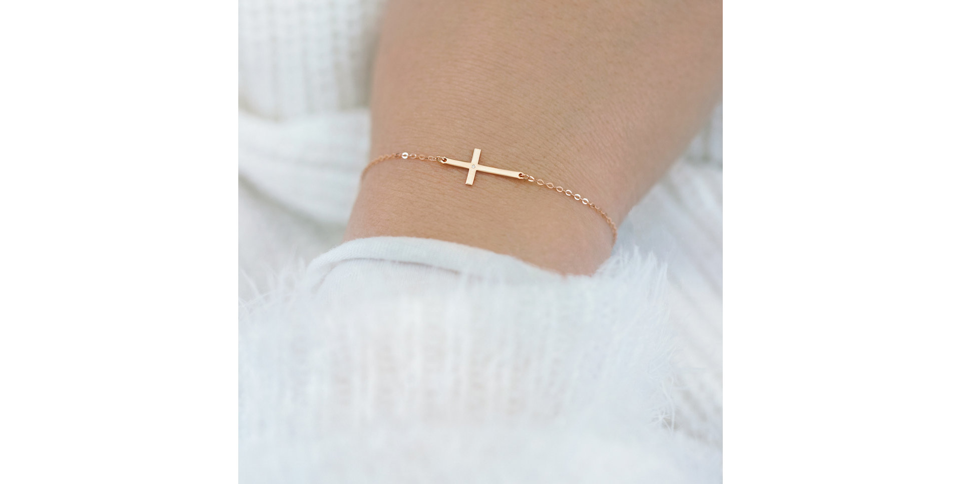 Diamond bracelet Little Cross