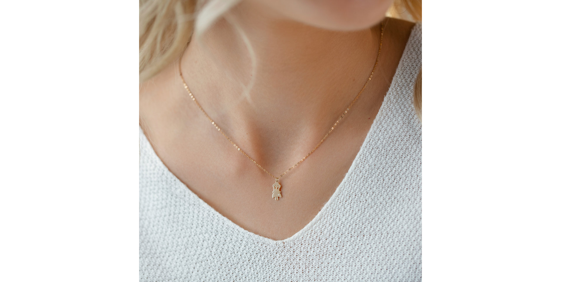 Diamond necklace Girl