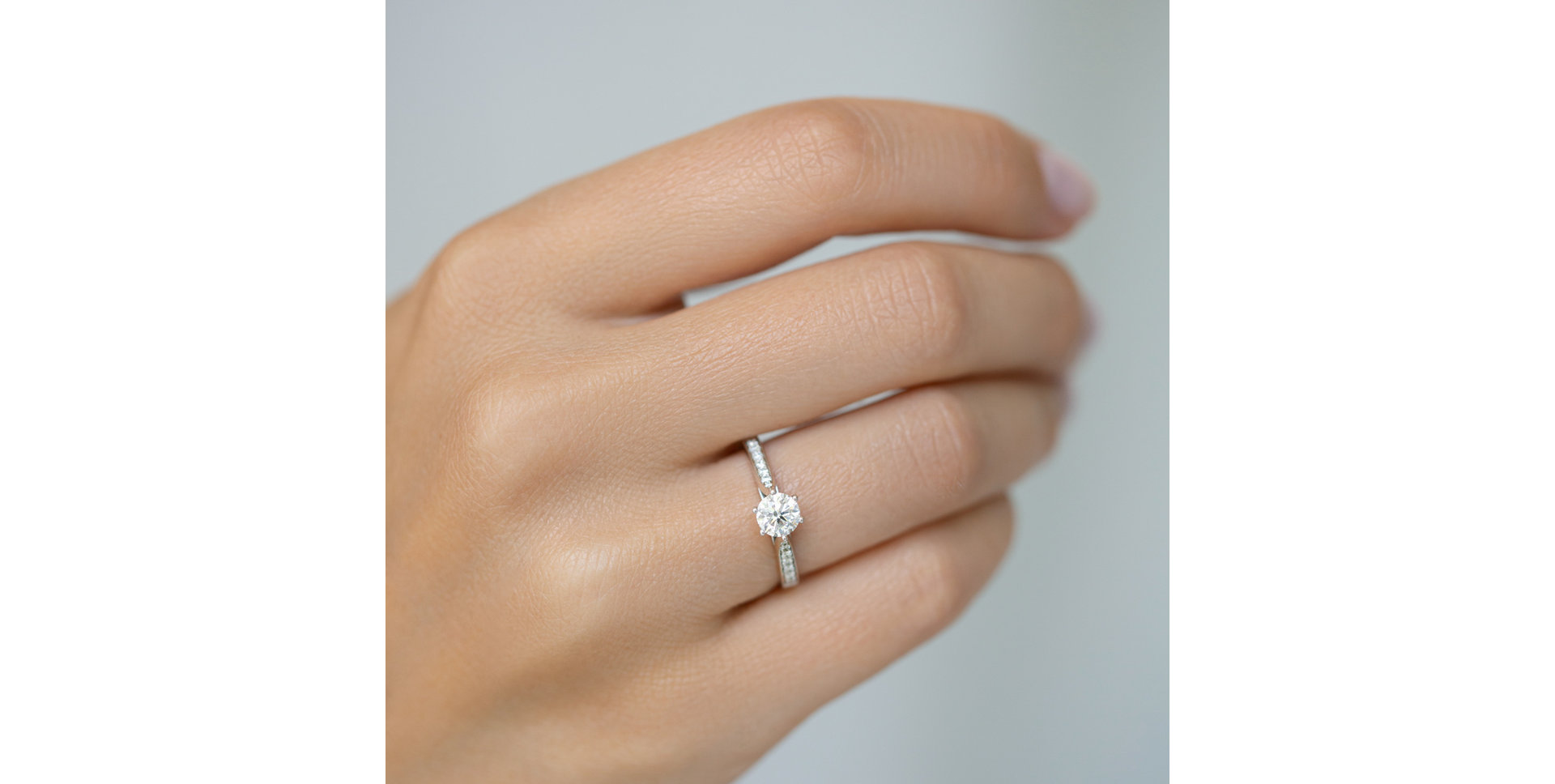 Diamond ring Midnight Romance