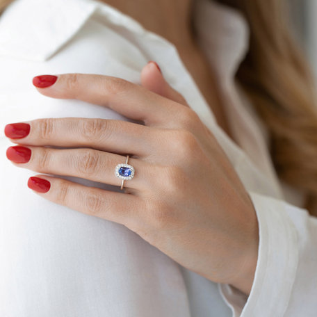 Diamond ring with Tanzanite Princess Desire