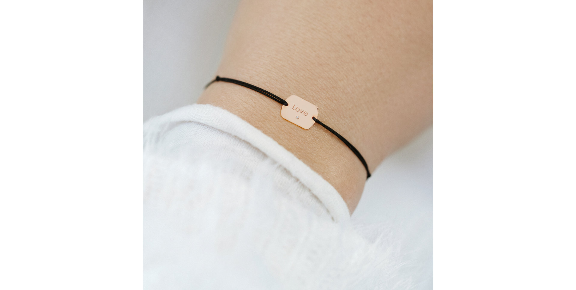 Diamond bracelet Love Stamp