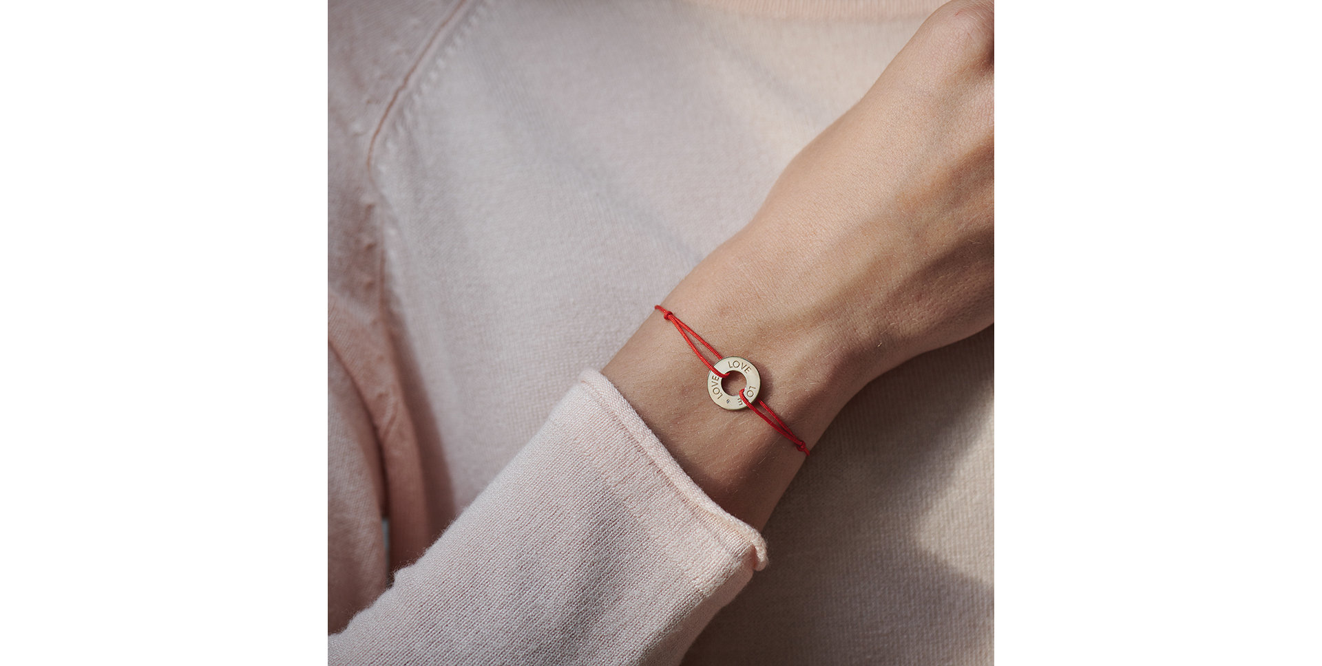 Diamond bracelet Love Circle