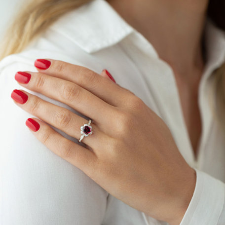 Diamond ring with Tourmalíne Flower Coctail