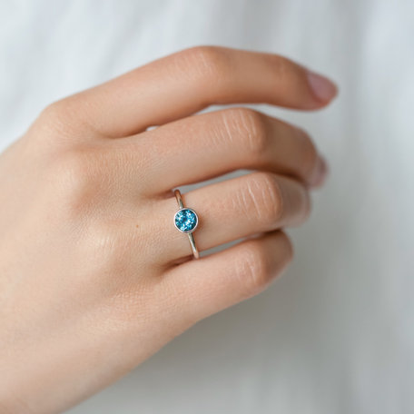 Ring with Topaz Bonbon