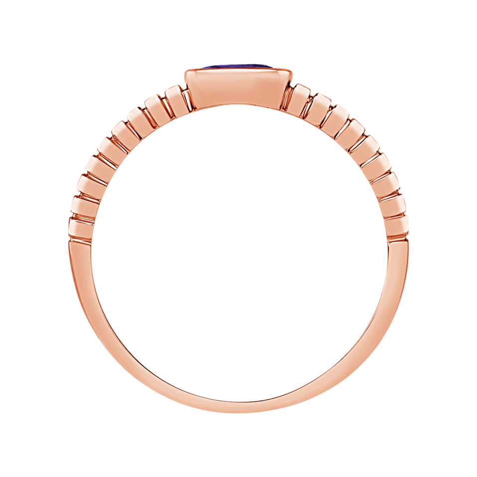 Ring with Iolit Bonbon