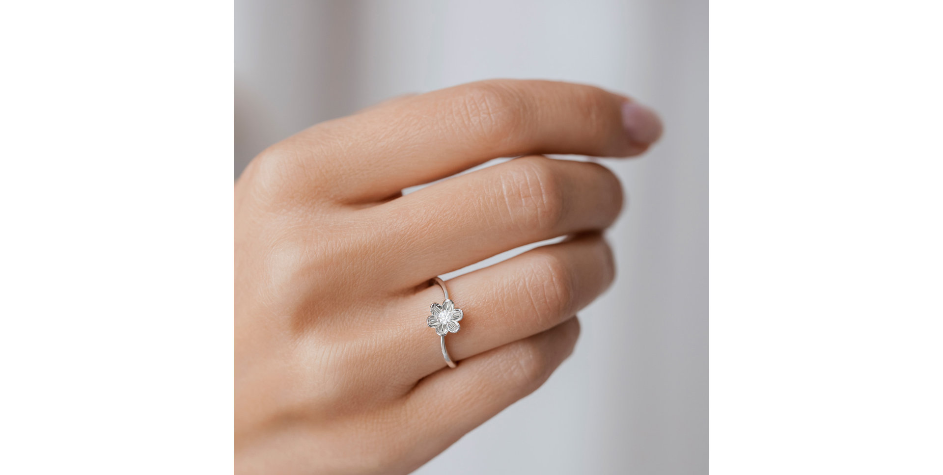 Diamond ring Shiny Blossom