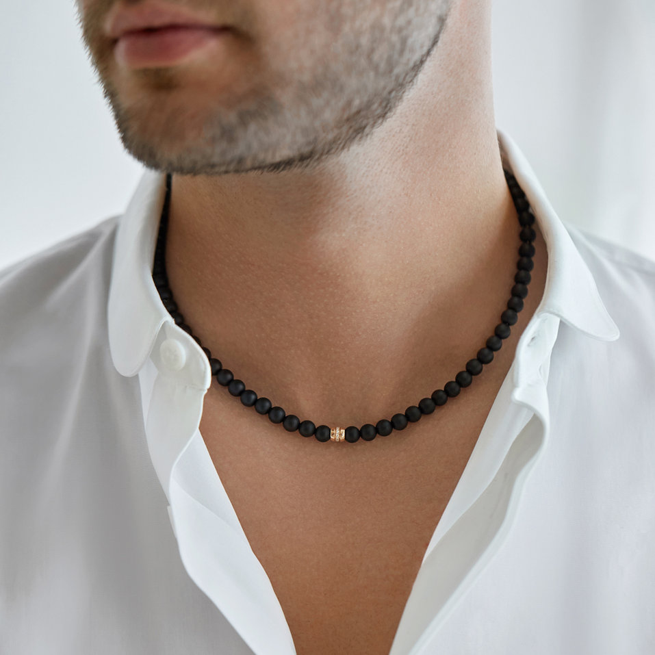 Diamond necklace with Agate Trinty