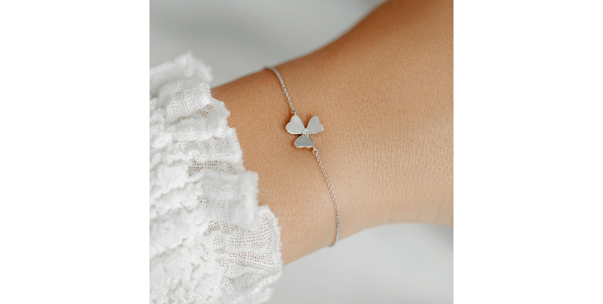 Diamond bracelet Petal