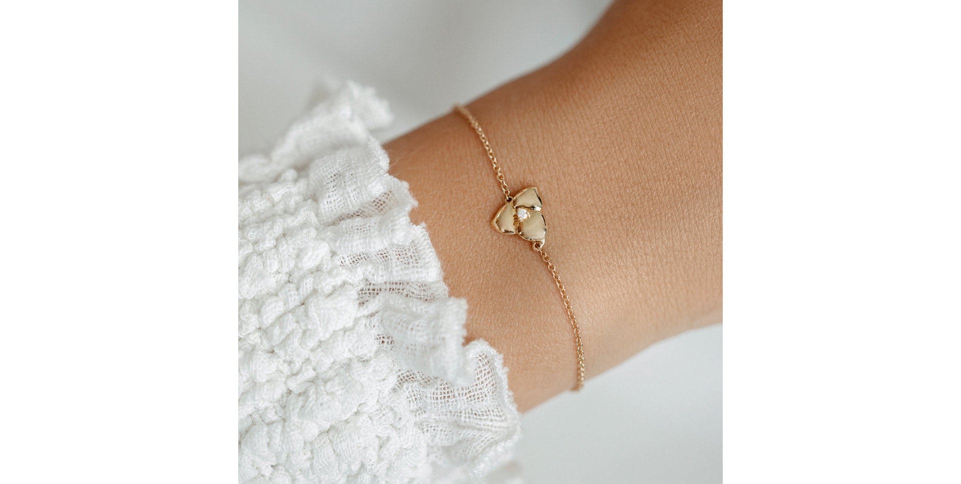 Diamond bracelet Petal
