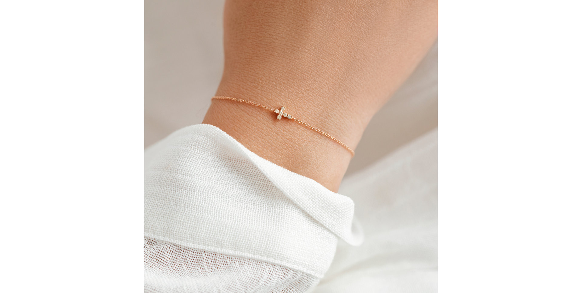 Diamond bracelet Shiny Cross