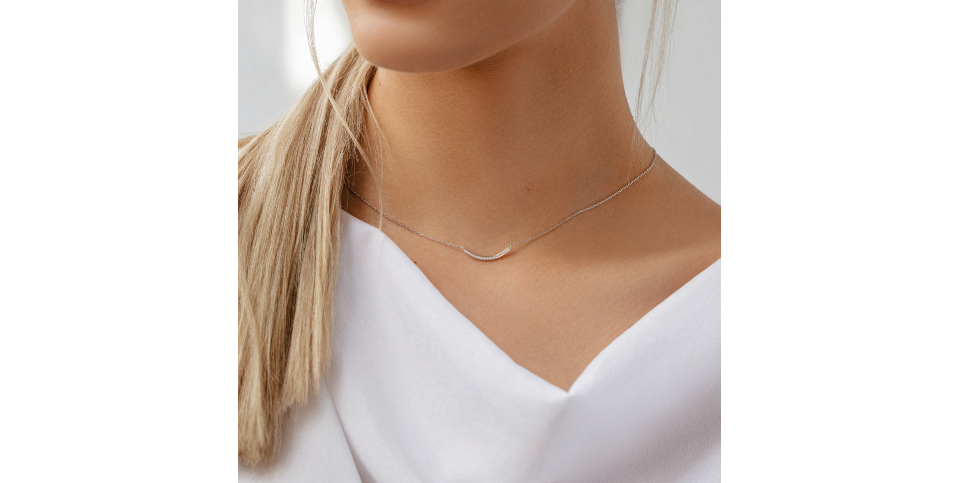 Diamond necklace Sparkling Line