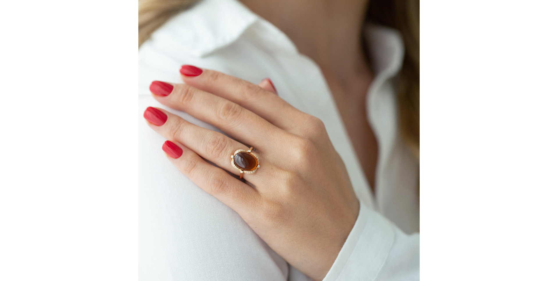 Diamond ring with Quartz Herbal love